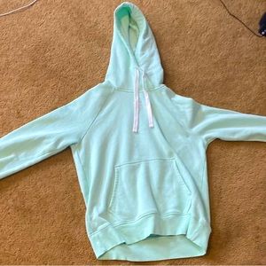 teal UA sweatshirt